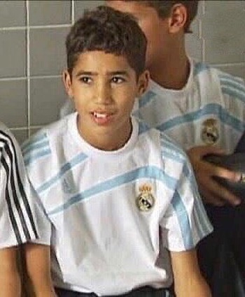 Achraf Hakimi Gençliği