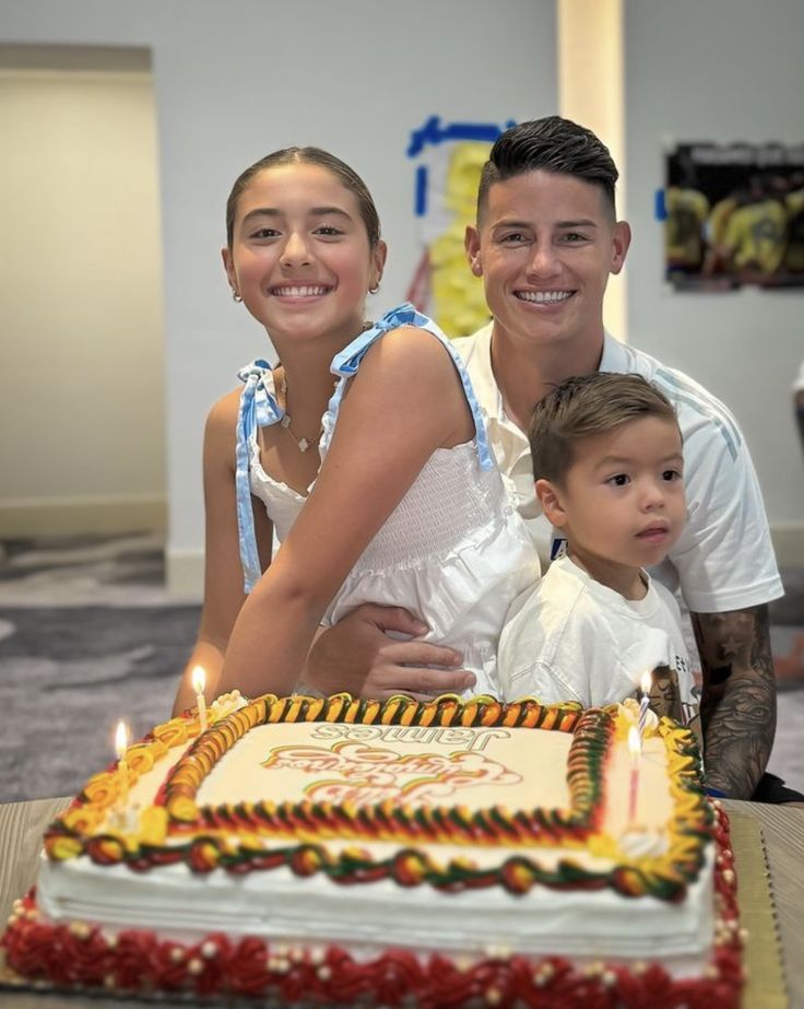 James Rodríguez Çocukları