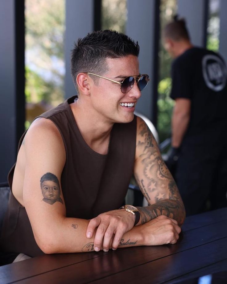 James Rodríguez Profil Resimleri