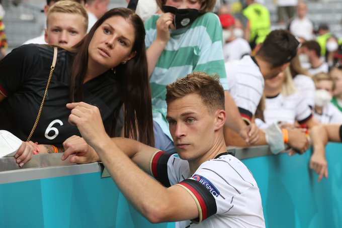 Joshua Kimmich Eşinin Fotoğrafı