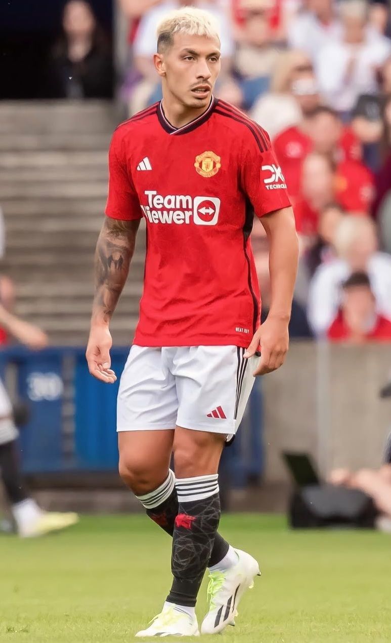 Lisandro Martínez Manchester United