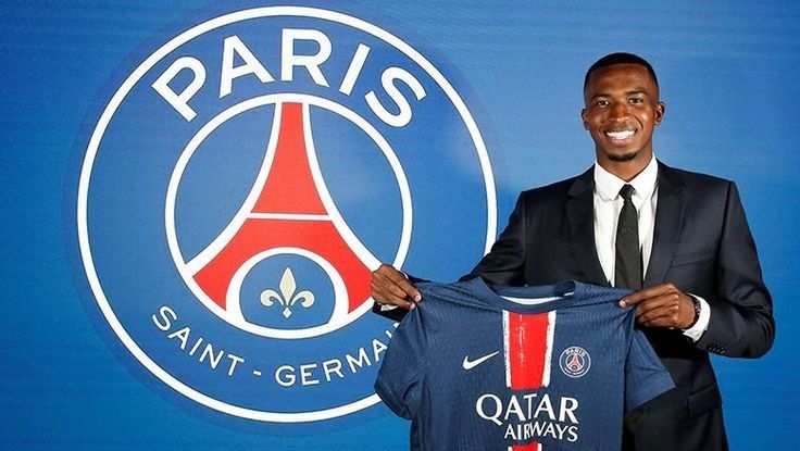  Paris Saint Germain William Pachou